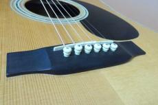 Martin D-45 JP CTM / Japan Custom・Engelmann Spruce Top・Rosewood Side and Back・Vertical Logo・D-45 Style Abalone Trim and Hexagons Inlay・・Mahogany 1P-Neck・Ebony Fingerboard and Bridge・Black Pick guard【With Ori_14