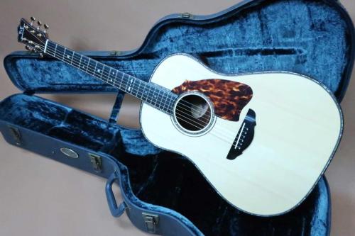 Terry's Terry Premium Terry PTJ-100GM /　Head and Body Abalone Trim and Rosette・German Spruce Top・Madagascar Rosewood Side and Back・Tortoiseshell Pick-guard・Honduras Mahogany and Maple Neck【With Original Hard Case】 