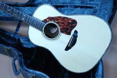 Terry's Terry Premium Terry PTJ-100GM /　Head and Body Abalone Trim and Rosette・German Spruce Top・Madagascar Rosewood Side and Back・Tortoiseshell Pick-guard・Honduras Mahogany and Maple Neck【With Original Hard Case】 _2