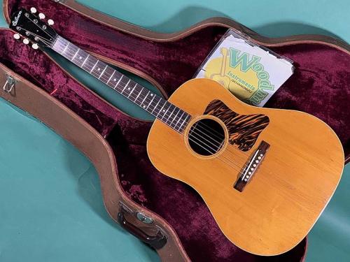 Gibson J-35 NT