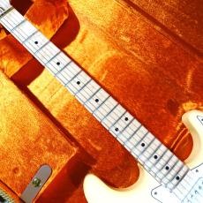 Fender Yngwie Malmsteen Stratocaster Vintage White_4