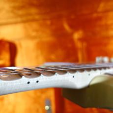 Fender Yngwie Malmsteen Stratocaster Vintage White_6