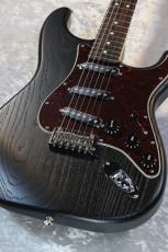 Fender 【USAピックアップ】Made in Japan Limited Stratocaster Raw Ash Black #JD25005773【3.59kg】_10