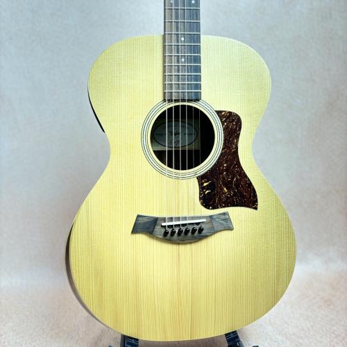 Taylor 【使い勝手抜群の一本】Academy12e #2204045068 【送料当社負担・最大48回分割無金利】