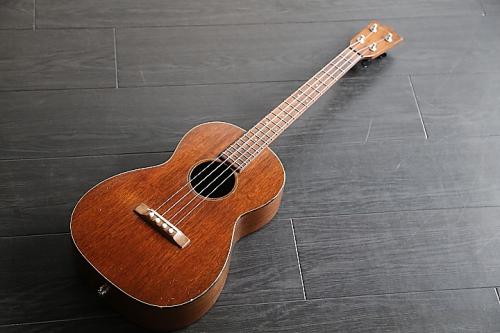 Martin Style-51 Baritone Ukulele ピックアップ付 バリトンウクレレ