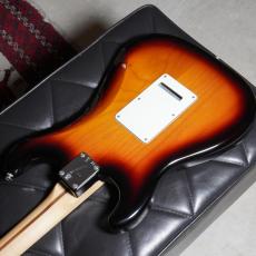 Fender 2021 Player Stratocaster HSS 3-Color Sunburst_5
