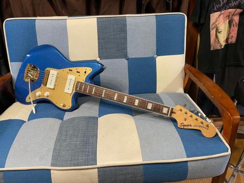 Squier 40th Anniversary Jazzmaster Gold Edition Lake Placid Blue