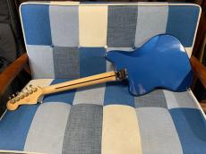 Squier 40th Anniversary Jazzmaster Gold Edition Lake Placid Blue_2