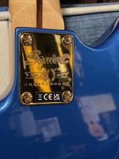 Squier 40th Anniversary Jazzmaster Gold Edition Lake Placid Blue_9