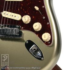 FENDER USA American Elite Stratocaster Champagne_11