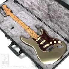 FENDER USA American Elite Stratocaster Champagne_15