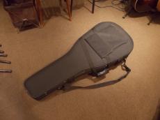 Gibson LG-2 ”Maple 1943-45_5