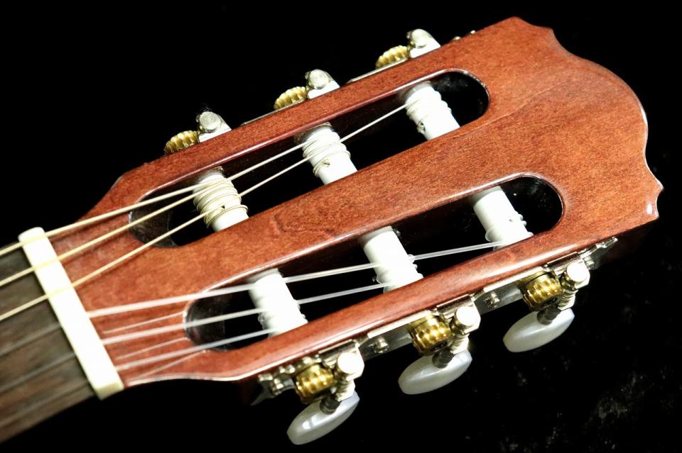 HORA ホラ　アコースティックギター　SPANISH 3/4 ケース付き Spanish 3/4 | 【クロサワ楽器店オンラインショップ】いい楽器と