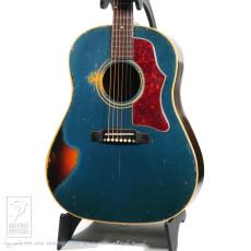 青いアコースティックギター エレアコタイプ エレアコのおすすめ24選。アコギの音色を大音量で楽しめるギター