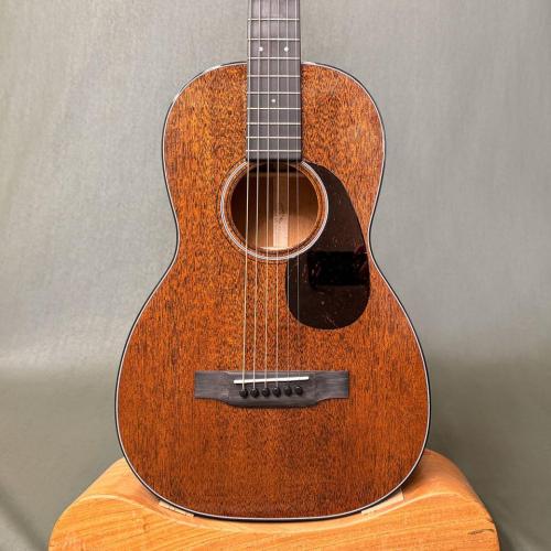 Martin Customshop Style 2-17