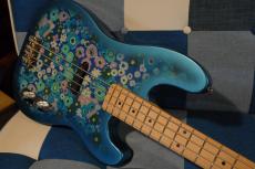 Honky Tonk Guitars ”Wayne" Blue Flower_6