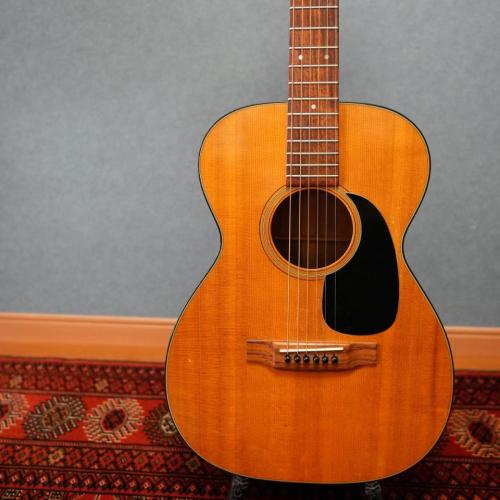 Martin 0-18 1975年製 当時物ブルー・ケース付属