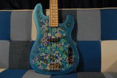 Honky Tonk Guitars ”Wayne" Blue Flower_3