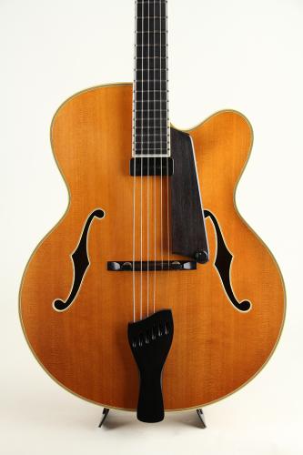 Buscarino Monarch 17 Inch Natural 1998