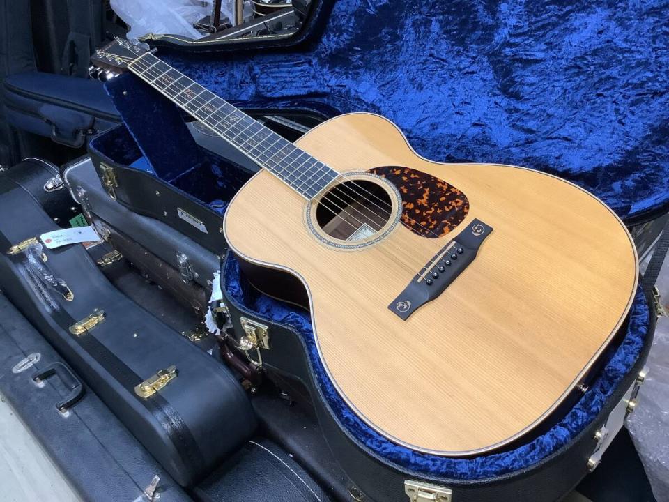 ギター Larrivee OM03R Larrivee OM-03R Deluxe Edition ラリビー OM03RWDX Used