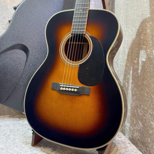 Martin 【試奏動画あり】000-28 Standard Sunburst #2961911【唯一無二の存在感を放つエボニー指板】